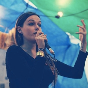 Cecilia Knapp